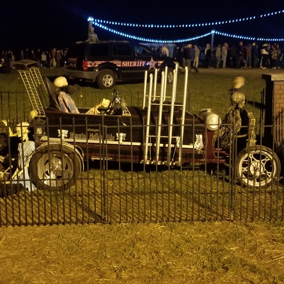 Meet your Posher, Chris - Picture 1 of 1